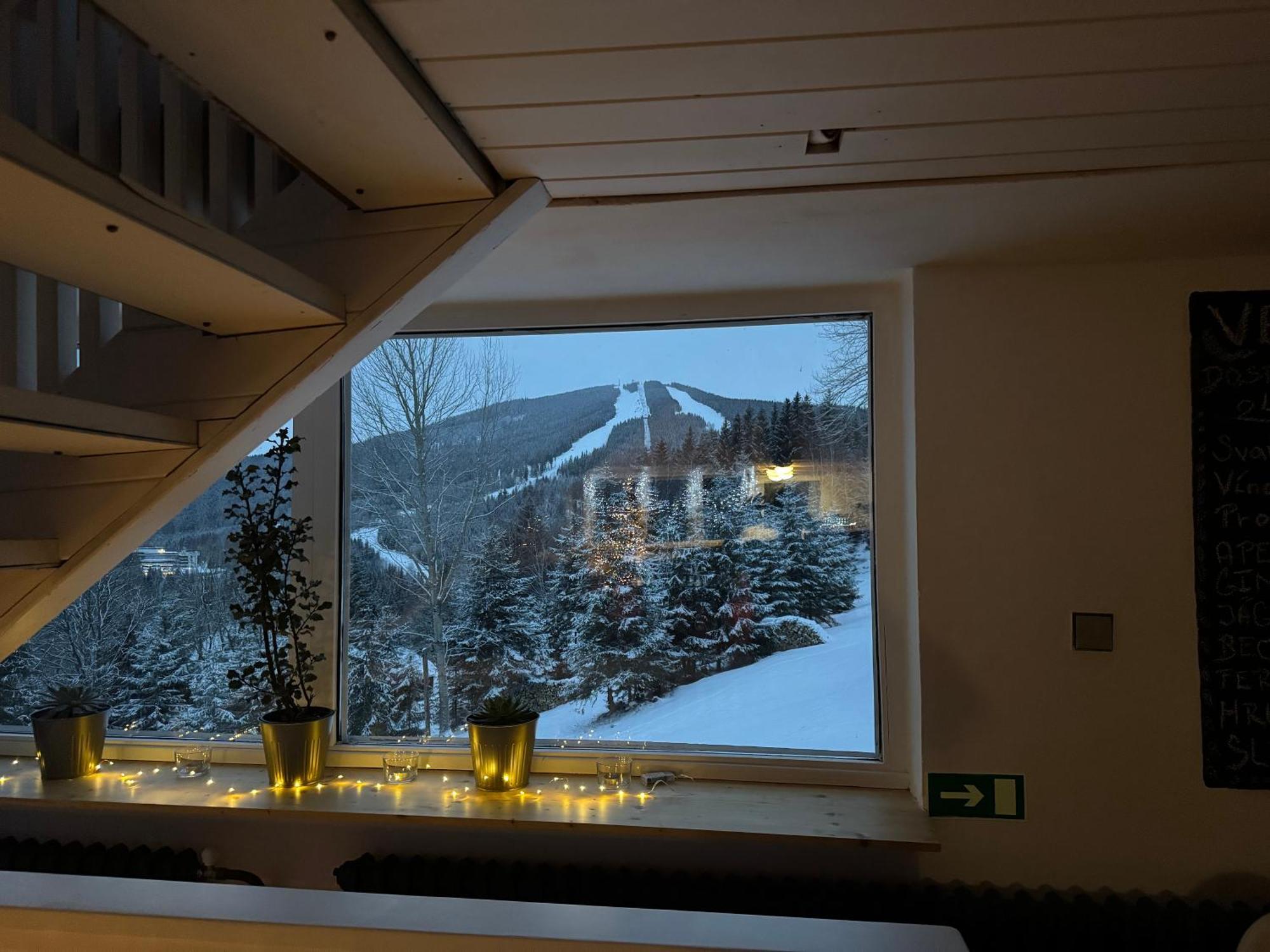 Hotel Horní Pramen Špindlerŭv Mlýn Buitenkant foto