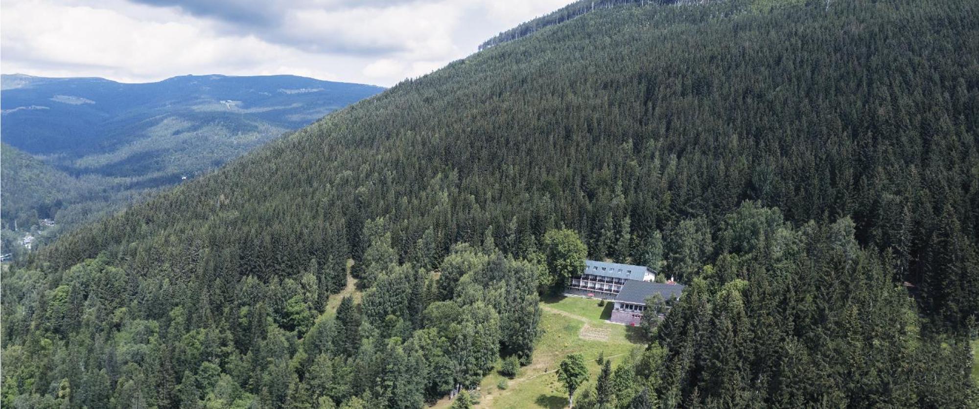 Hotel Horní Pramen Špindlerŭv Mlýn Buitenkant foto